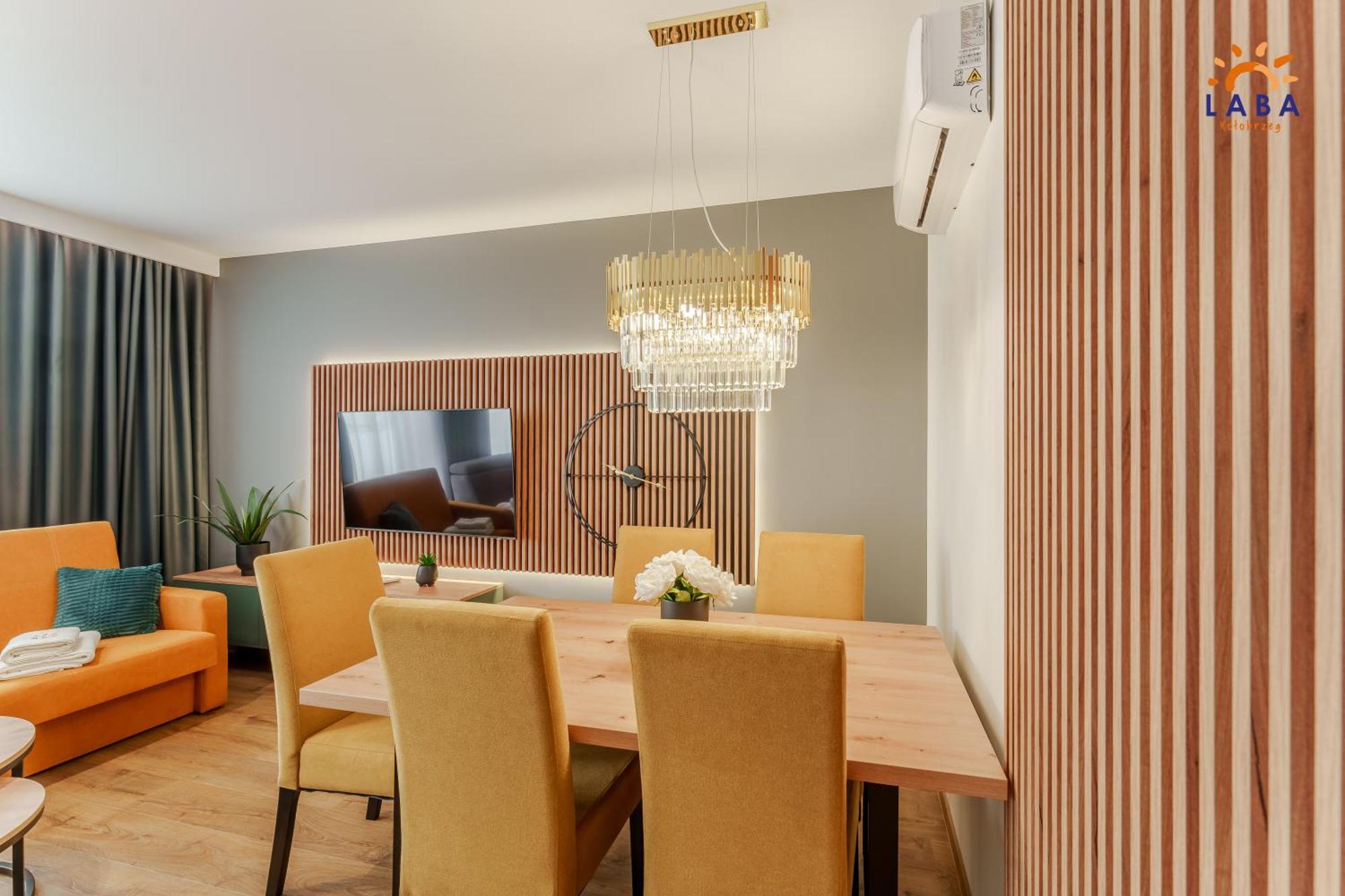 Laba Kolobrzeg Apartamenty Kollataja Z Parkingiem 외부 사진