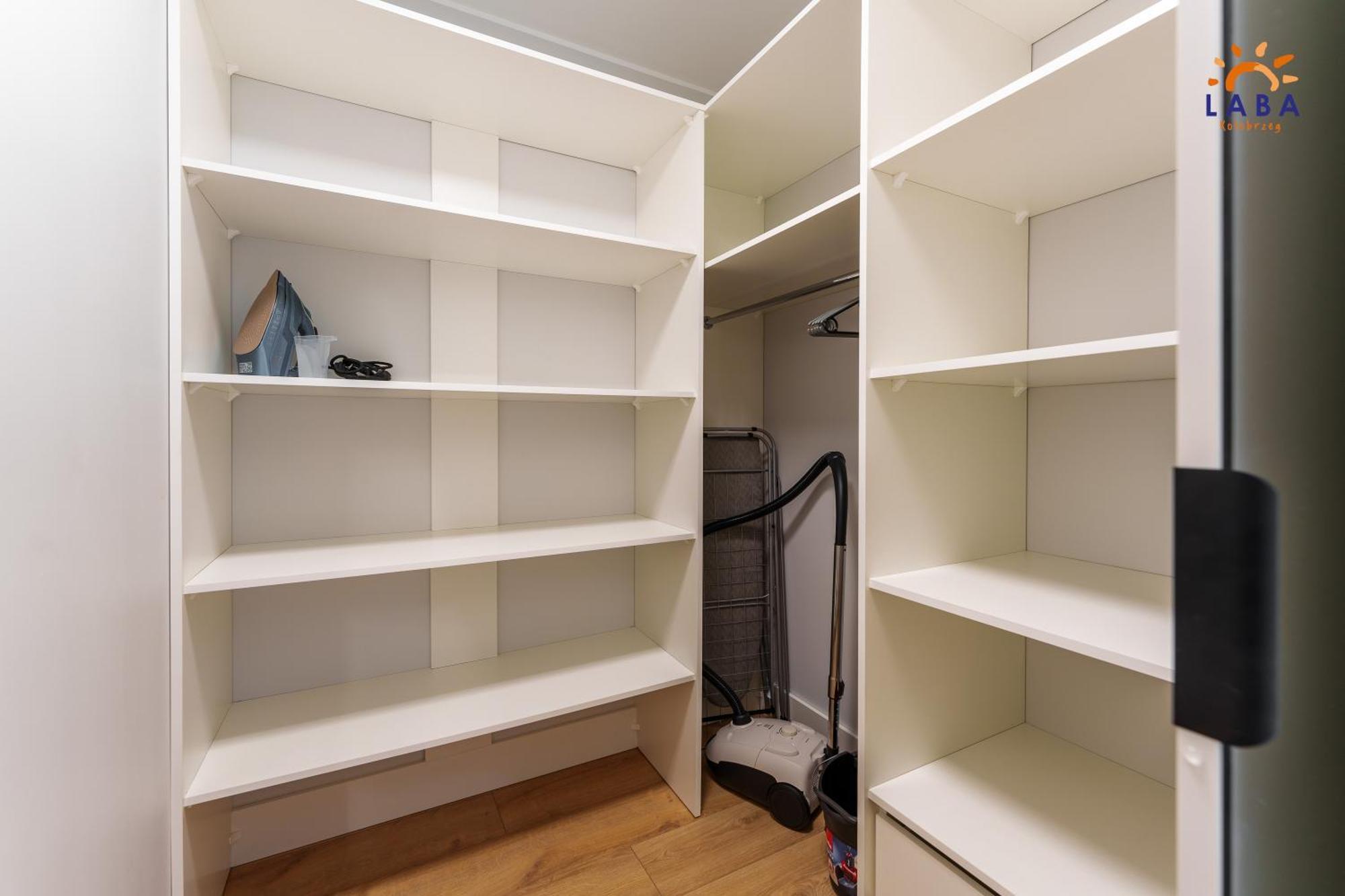 Laba Kolobrzeg Apartamenty Kollataja Z Parkingiem 외부 사진
