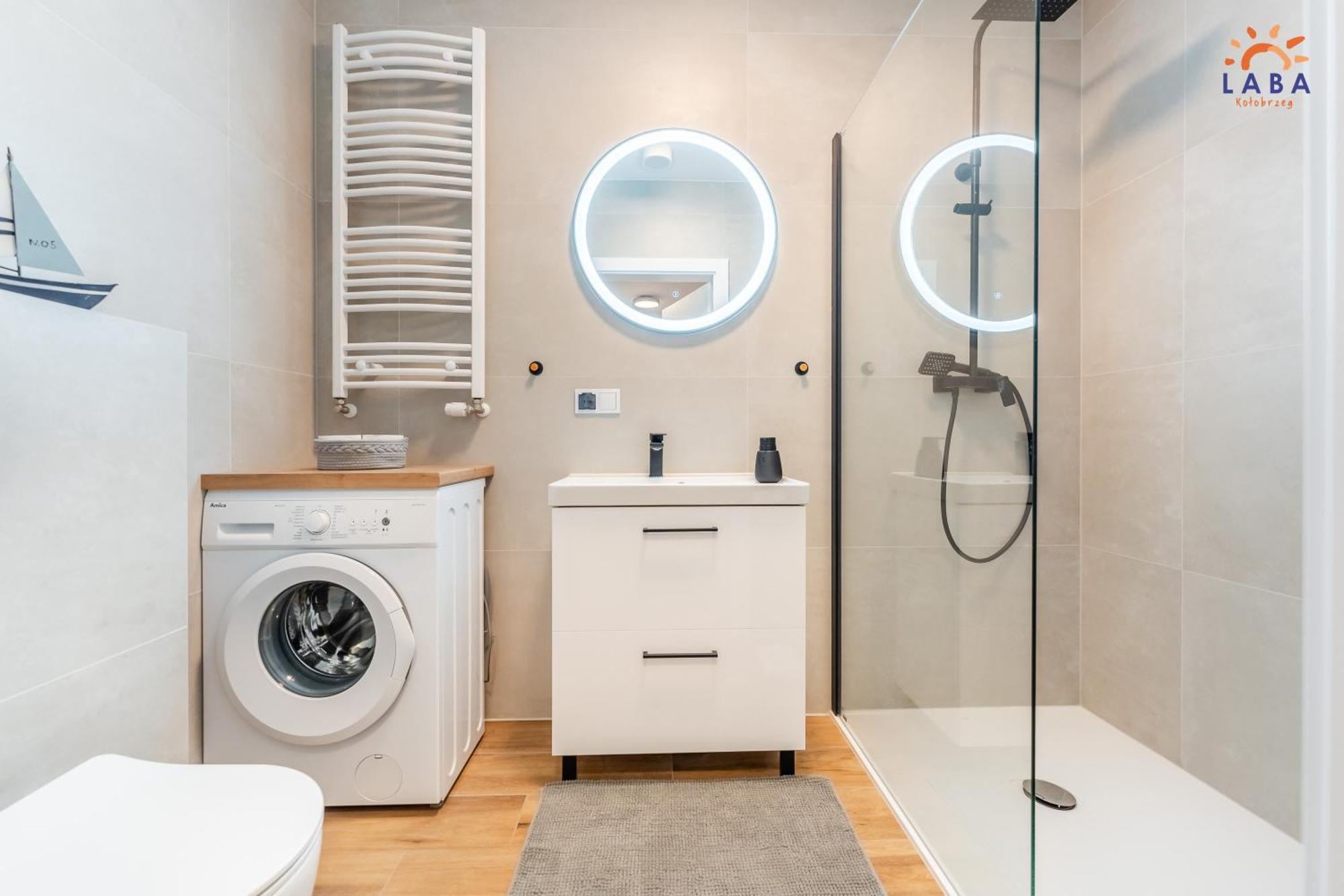 Laba Kolobrzeg Apartamenty Kollataja Z Parkingiem 외부 사진